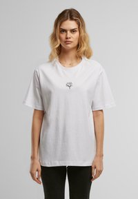 Футболка Футболка