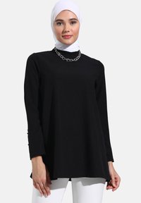 Блузка Блузка