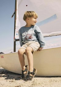 Шорты Шорты