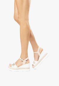 Эспадрильи Эспадрильи