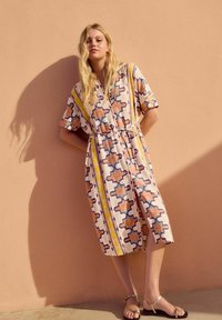 Парео Парео