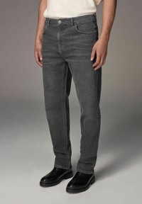 Джинсы Джинсы