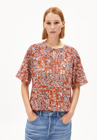 Блузка Блузка