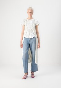 Длинный жилет Длинный жилет