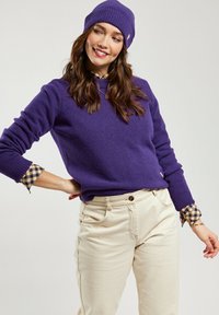 Пуловер Пуловер