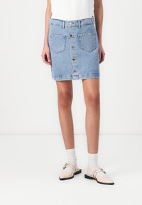 Джинсовая юбка Джинсовая юбка