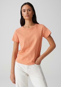 Футболка Футболка