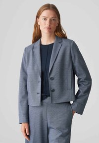 Короткий блейзер Короткий блейзер