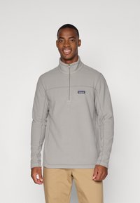 Спортивная кофта Спортивная кофта