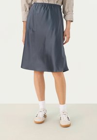 Вязаная юбка Вязаная юбка