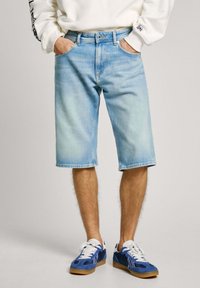 Шорты Шорты