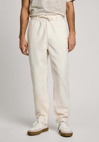 Льняные брюки Льняные брюки