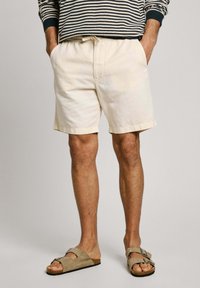 Шорты Шорты