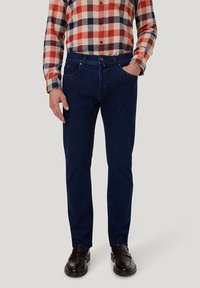 Узкие джинсы Узкие джинсы