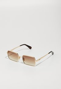 Солнечные очки Солнечные очки