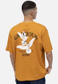 Футболка Футболка