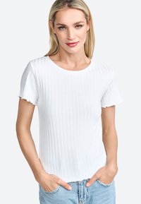 Футболка Футболка