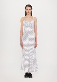 Пляжное платье Пляжное платье