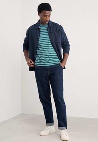 Футболка Футболка