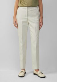 Узкие брюки Узкие брюки