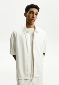 Рубашка с коротким рукавом Рубашка с коротким рукавом