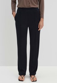 Прямые брюки Прямые брюки