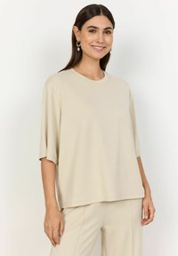 Футболка Футболка