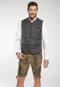 Жилет Жилет