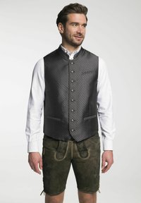 Жилет Жилет