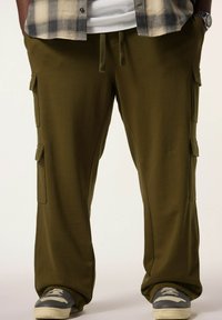 Брюки с накладными карманами Брюки с накладными карманами