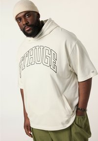 Футболка Футболка