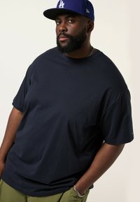 Футболка Футболка