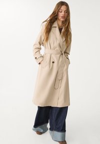 Тренч Тренч