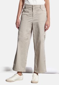 Широкие брюки Широкие брюки