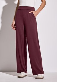 Спортивные штаны Спортивные штаны