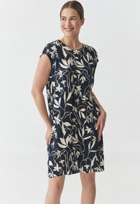 Летнее платье Летнее платье