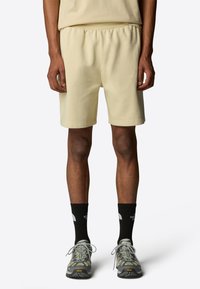 Шорты Шорты