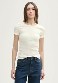 Футболка Футболка