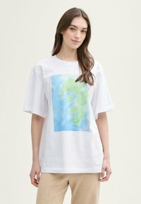 Футболка Футболка