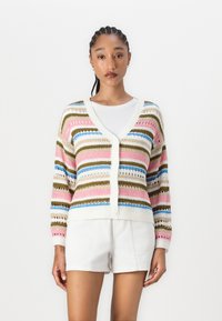 Жилет Жилет