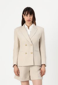 Блейзер Блейзер