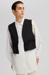 Длинный жилет Длинный жилет