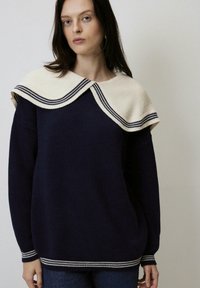 Пуловер Пуловер