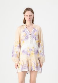 Твинсет Твинсет