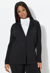 Блейзер Блейзер