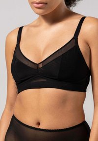 Бюстгальтер Бюстгальтер