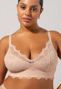 Бюстгальтер без косточек Бюстгальтер без косточек