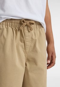 Шорты Шорты