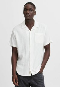 Рубашка с коротким рукавом Рубашка с коротким рукавом