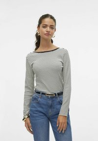 Лонгслив Лонгслив